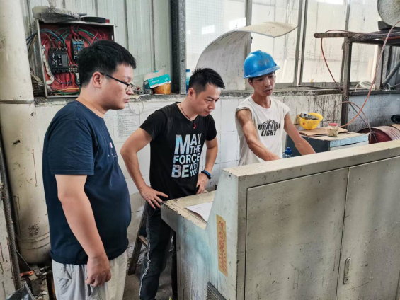 踐行“企業服務年”精神，智服中心為信科塑料管業注入技術新動能